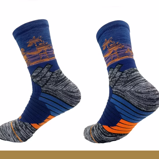 無料サンプル スポーツ卸売 スケート クルー スポーツ メンズ カスタム ロゴ スポーツ ソックス カジュアル ソックス